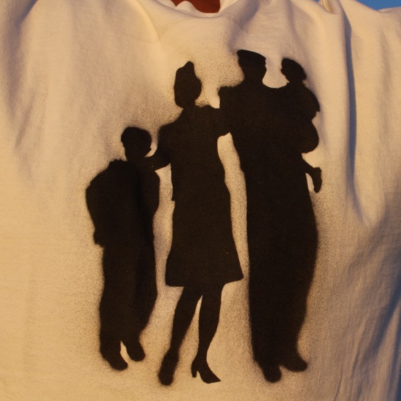 ‘Lockdown’ Tee - Picture 3 of 4